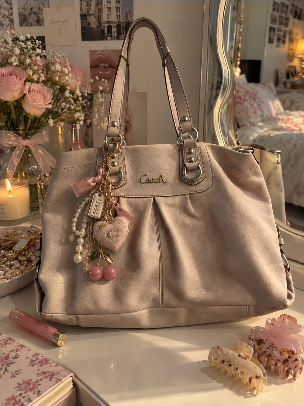 Y2K Signature Leather Coach Shoulder Bag